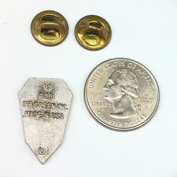 Vintage US Army “FOLLOW ME” Infantry Lapel Pin G23 IRA GREEN Made in USA - Picture 3 of 3